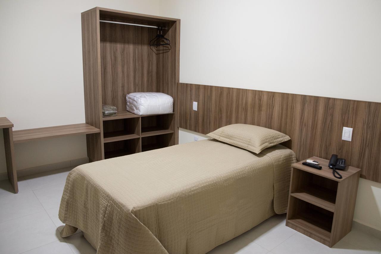 Hotel Vila Verde Penápolis Εξωτερικό φωτογραφία
